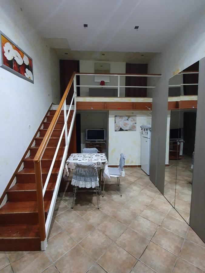 Sister Home Nápoly Kültér fotó